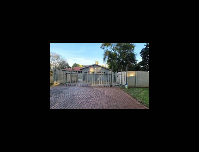 3 BEDROOM HOUSE FOR SALE IN BRACKENDOWNS